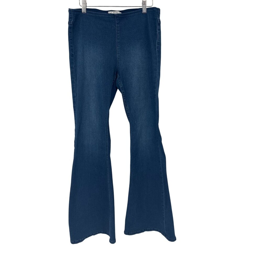 Free People Free People Penny Pull-On Flare Jeans size 30 womens - Picture 2 of 8